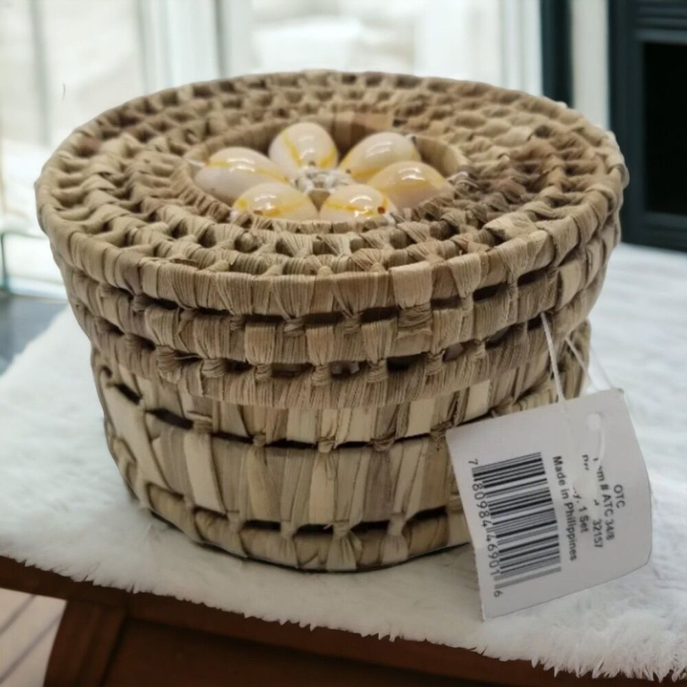 Coasters Rattan Straw Cowrie Shelled Round Box Basket 4 Set Coffee Drinks